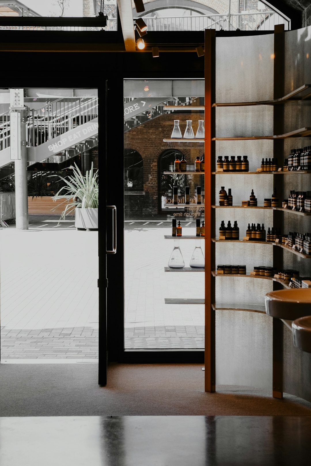 flexible retail space